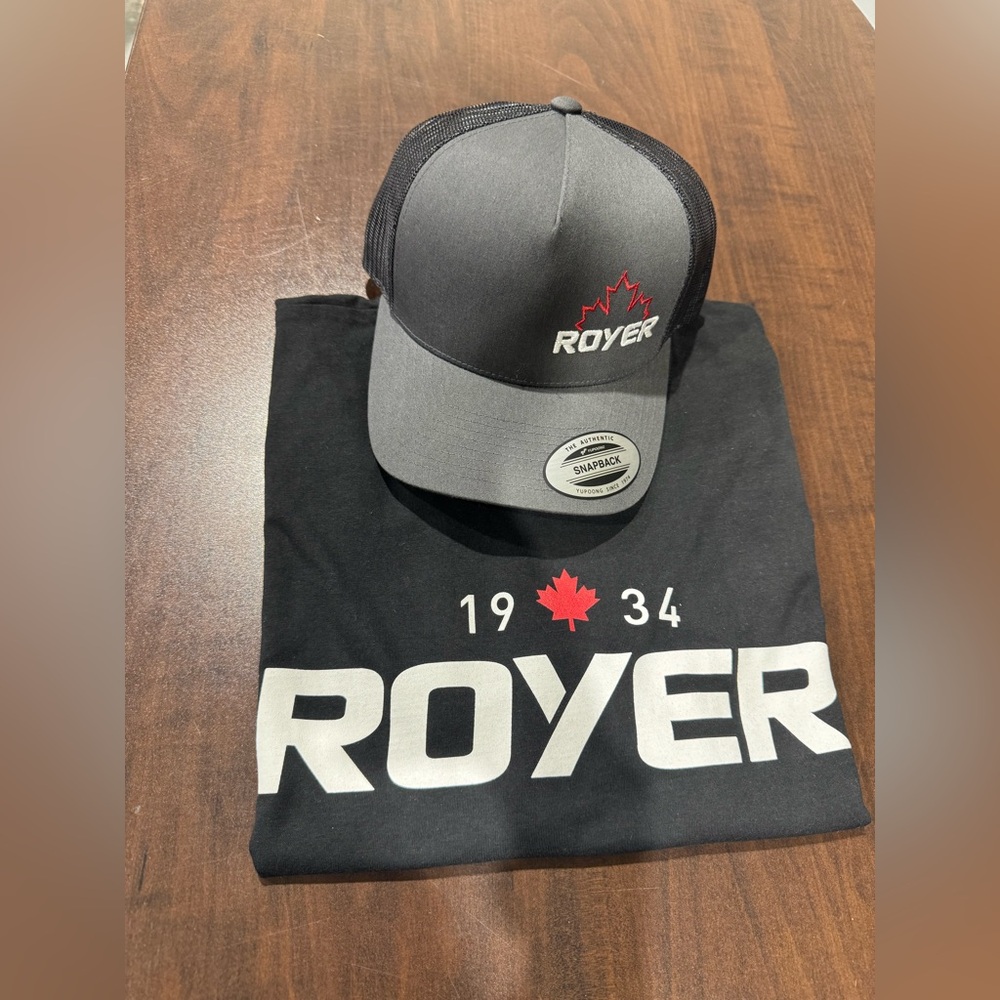 Royer Black and Gray Cap and T-Shirt Set
